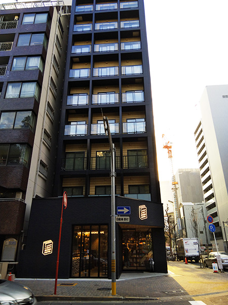 ランプライトブックスホテル外観